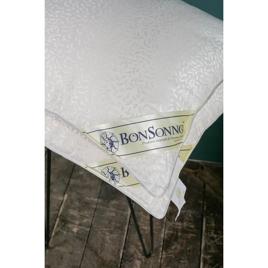 Подушка шелковая Bonsonno Silk de lux.