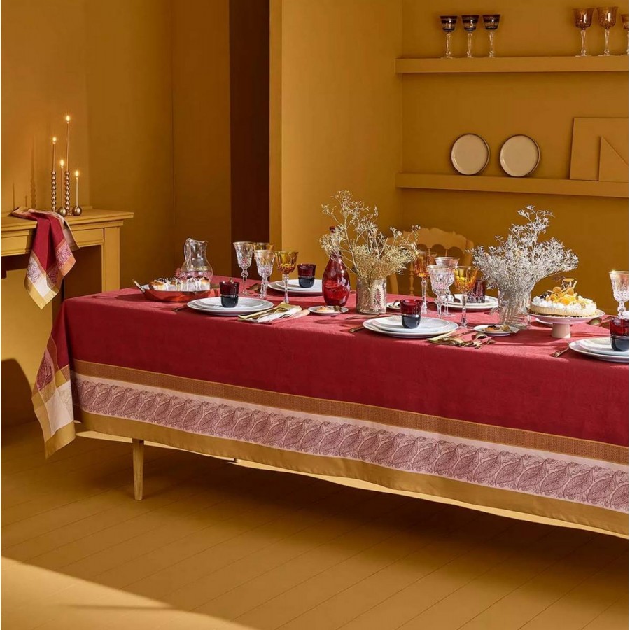 Скатерть Garnier-Thiebaut Франция ALEXCANDRIA RUBIS 174х364